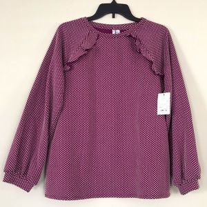 NWT Elle fashion sweatshirt. Size L